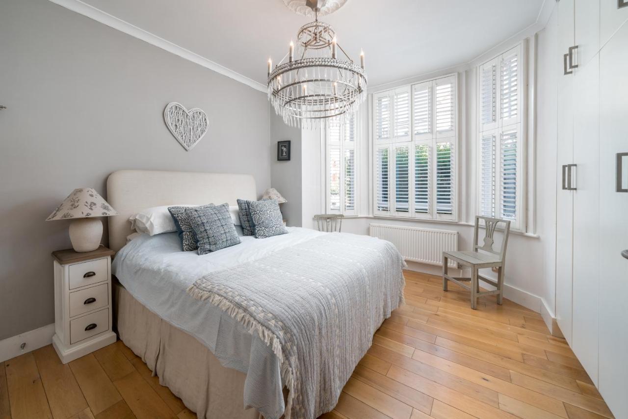 Apartament Gorgeous Flat With Garden In Battersea Londyn Zewnętrze zdjęcie